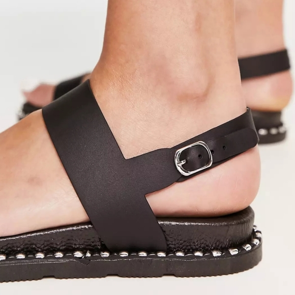 ASOS Wide Fit Stuffed Strappy Sandals in Black - Picture 5 of 7